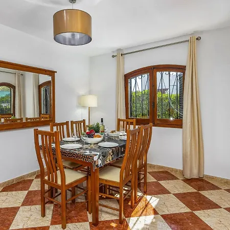 Βίλα Montechoro By *