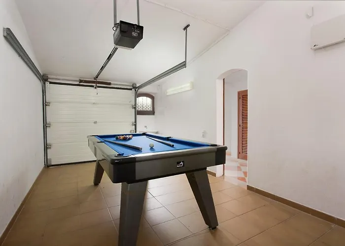 Montechoro By * Αλμπουφέιρα